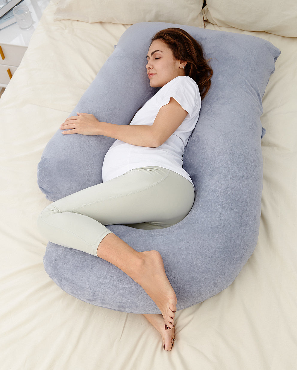 Pregnancy Comfort Bundle: Ergonest Belly Band and Huggable Body Pillow